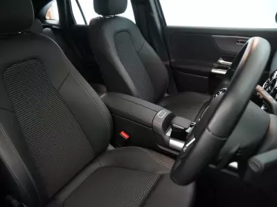 Mercedes-Benz GLA Class 1.3 Gla200 Sport Suv 7G-dct Euro 6 Ss Grey #44
