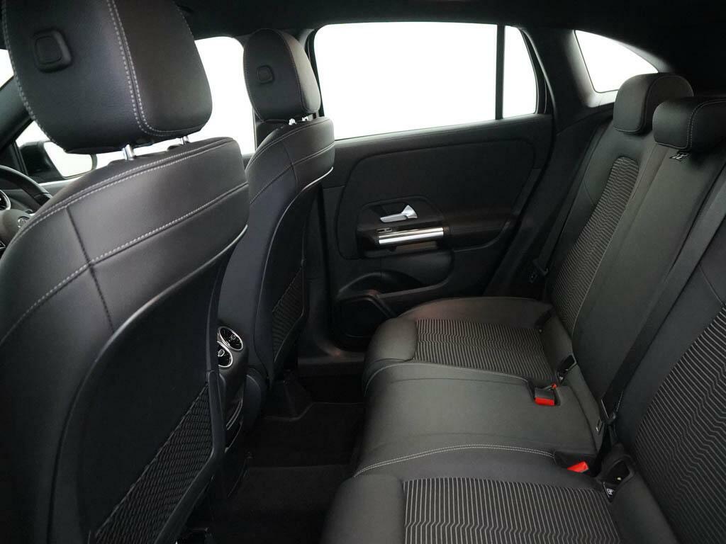 Mercedes-Benz GLA Class 180 Amg Line Edition Suv 7G-dct Euro 6 Black #60