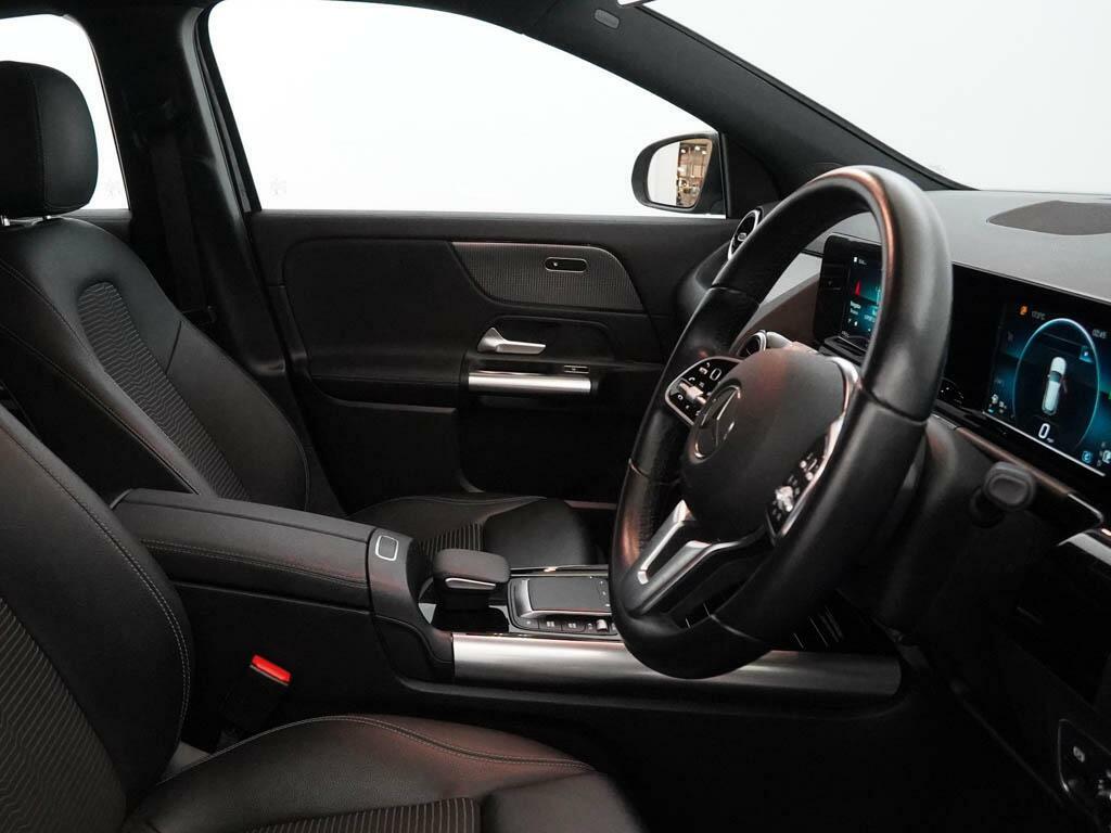 Mercedes-Benz GLA Class 180 Amg Line Edition Suv 7G-dct Euro 6 Black #19