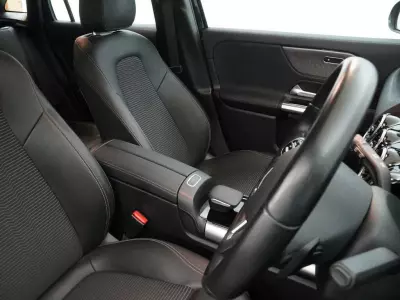 Mercedes-Benz GLA Class 1.3 Gla200 Sport Suv 7G-dct Euro 6 Ss Grey #20