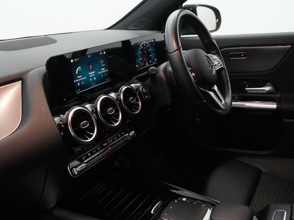 Mercedes-Benz GLA Class 180 Amg Line Edition Suv 7G-dct Euro 6 Black #38