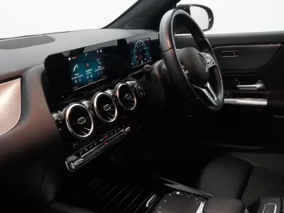 Mercedes-Benz GLA Class 1.3 Gla200 Sport Suv 7G-dct Euro 6 Ss Grey #38