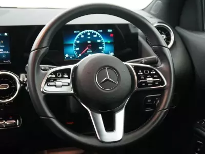 Mercedes-Benz GLA Class 1.3 Gla200 Sport Suv 7G-dct Euro 6 Ss Grey #64