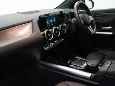 Mercedes-Benz GLA Class 1.3 Gla200 Sport Suv 7G-dct Euro 6 Ss Grey #39
