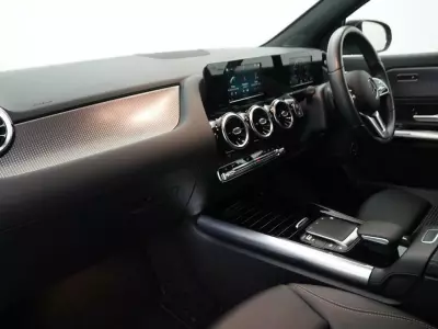 Mercedes-Benz GLA Class 1.3 Gla200 Sport Suv 7G-dct Euro 6 Ss Grey #67