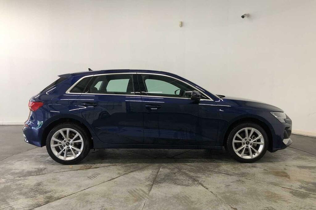 Audi A3 Sport 30 Tfsi 116 Ps 6-Speed SV74WEC Blue #4