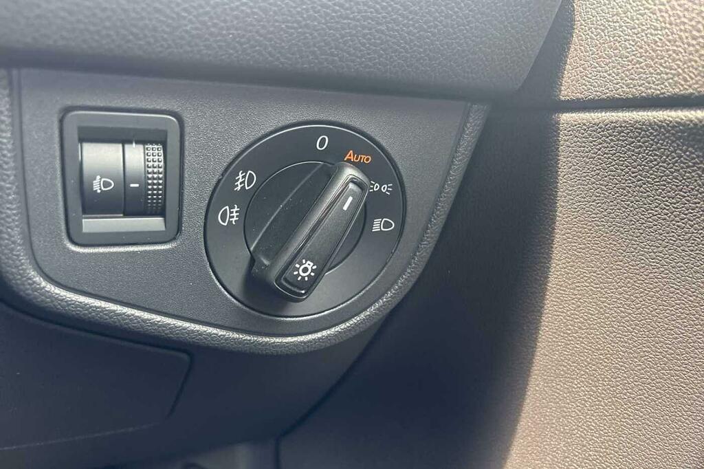 Volkswagen Polo 1.0 Life Parking Sensors Grey #36