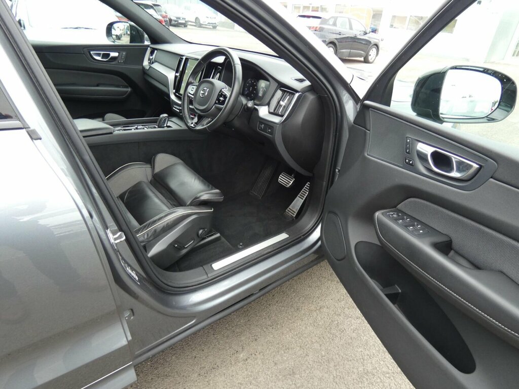 Volvo XC60 II Inscription Pro T8 Awd Plug-in Intellisafe Pro  #28
