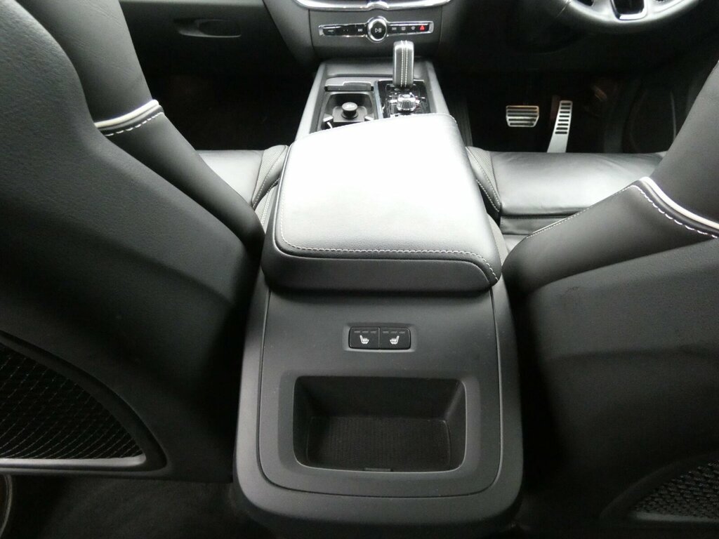 Volvo XC60 II Inscription Pro T8 Awd Plug-in Intellisafe Pro  #16