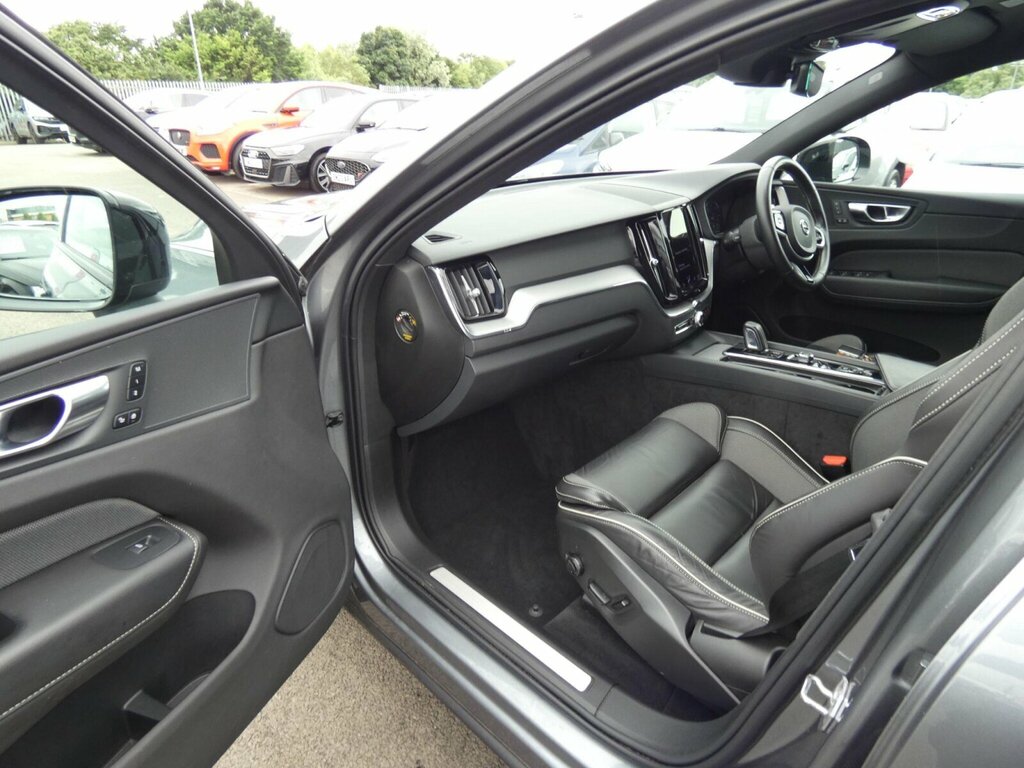 Volvo XC60 II Inscription Pro T8 Awd Plug-in Intellisafe Pro  #11