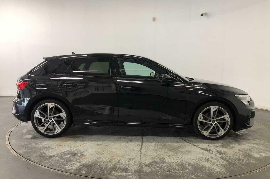 Audi A3 My23.5 Black Edition 35 Tfsi 150 Ps 6-Speed SN23MHH Black #4