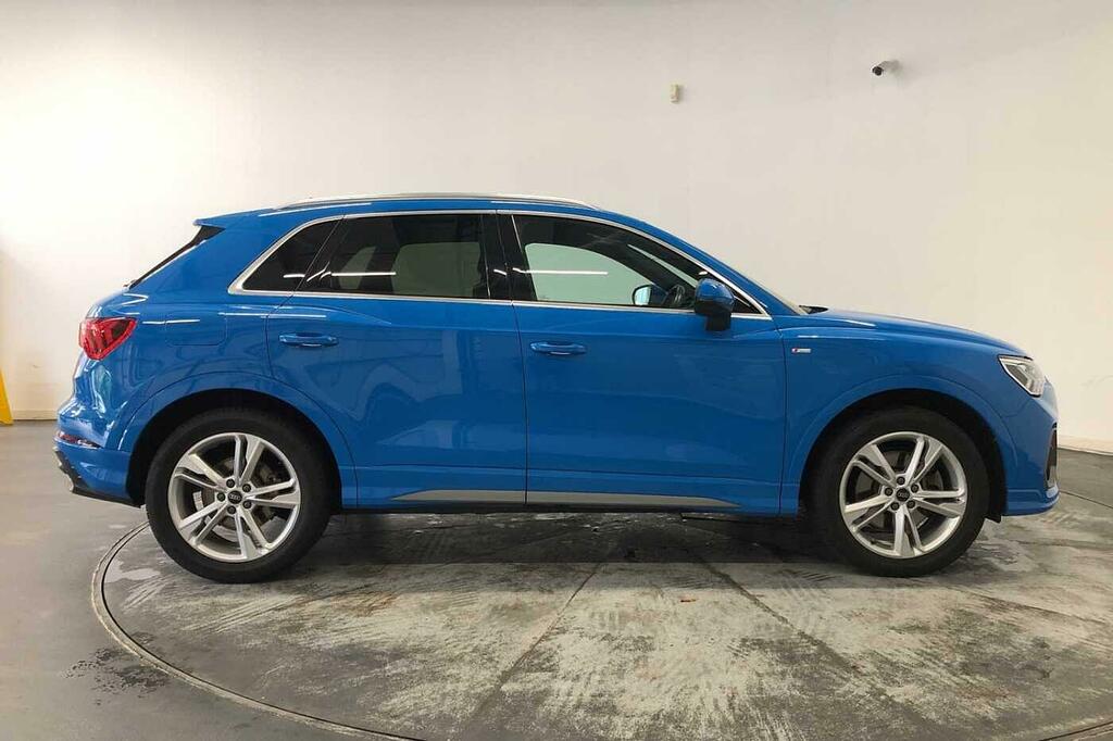 Audi Q3 S Line 45 Tfsi Quattro 245 Ps S Tronic SL22FGG Blue #4