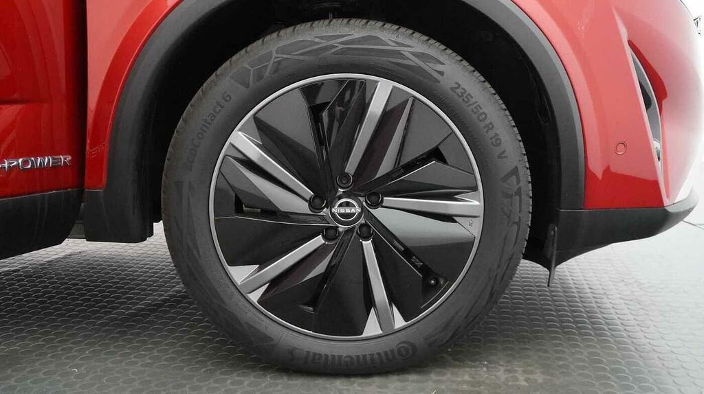 Nissan Qashqai 1.3 Dig-t Mh 158 N-connecta Xtronic Grey #11