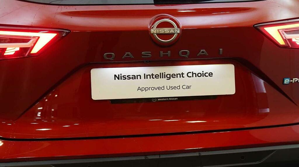 Nissan Qashqai 1.3 Dig-t Mh 158 N-connecta Xtronic Grey #8