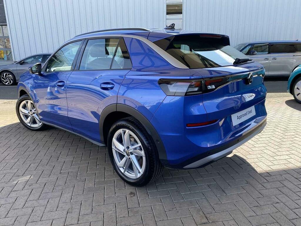 Volkswagen T-Roc 1.5 Etsi 150 Life Dsg Blue #3