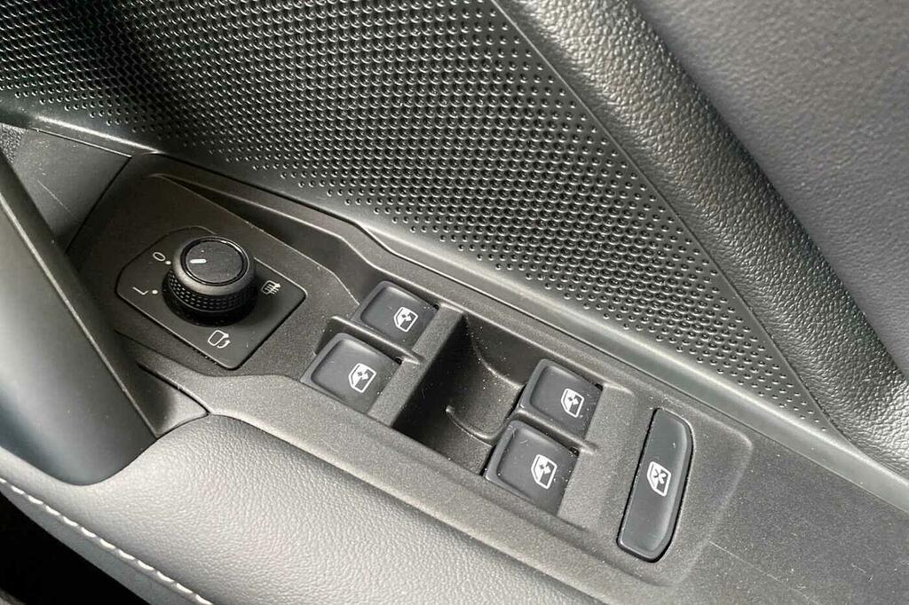 Volkswagen Tiguan 1.5 Etsi 150 R-line Dsg White #25
