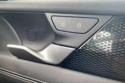 Volkswagen Tiguan 2.0 Tdi R-line Dsg Black #24