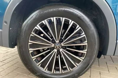 Volkswagen Tiguan 2.0 Tdi R-line Dsg Black #5