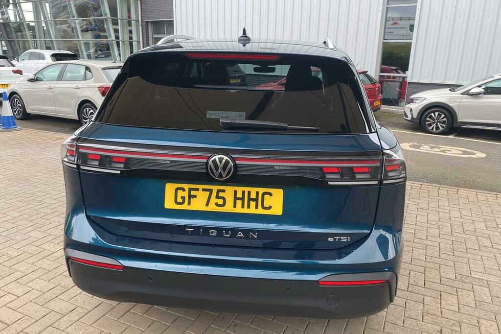 Volkswagen Tiguan 1.5 Etsi 150 R-line Dsg White #10