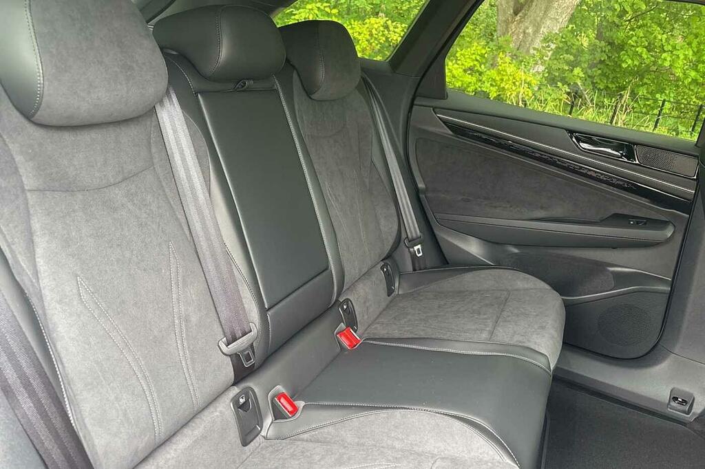 Volkswagen ID.7 250Kw 4Motion Gtx Plus 86Kwh Sunroof, Towbar, Dc Red #13