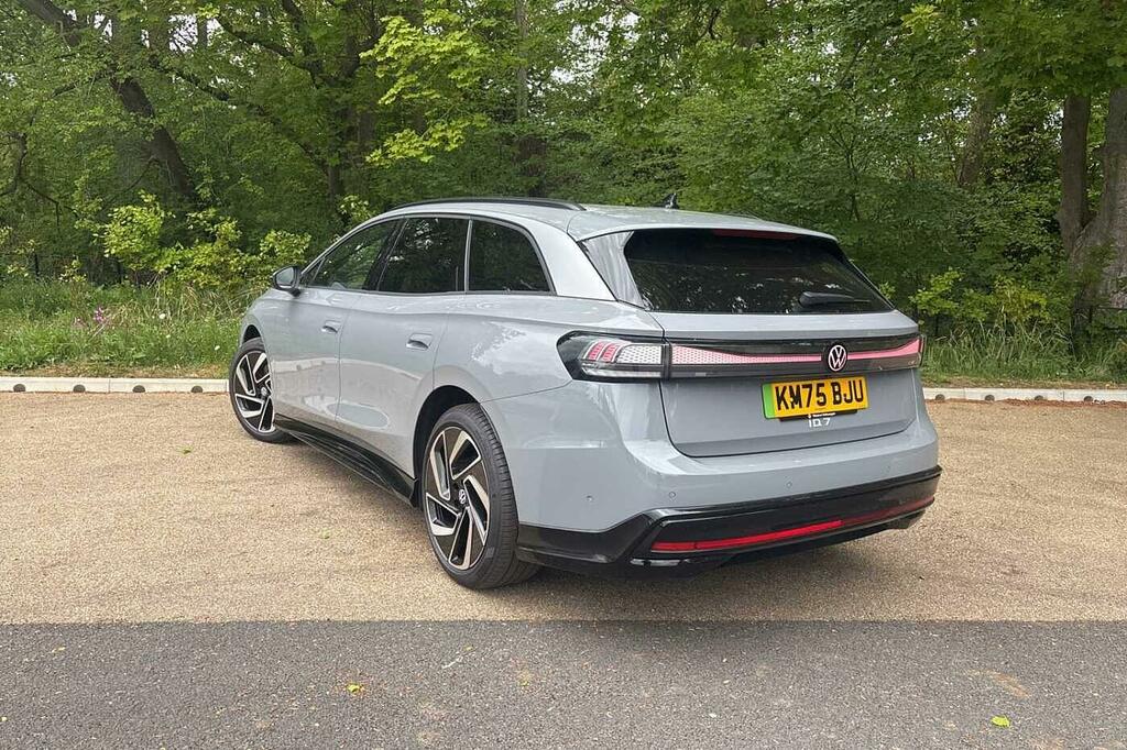 Volkswagen ID.7 250Kw 4Motion Gtx Plus 86Kwh Sunroof, Towbar, Dc Red #3