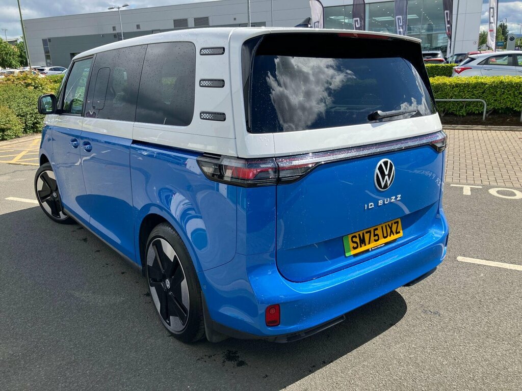 Volkswagen ID.Buzz Pro 79Kwh Style Swb, 5Seat White #4