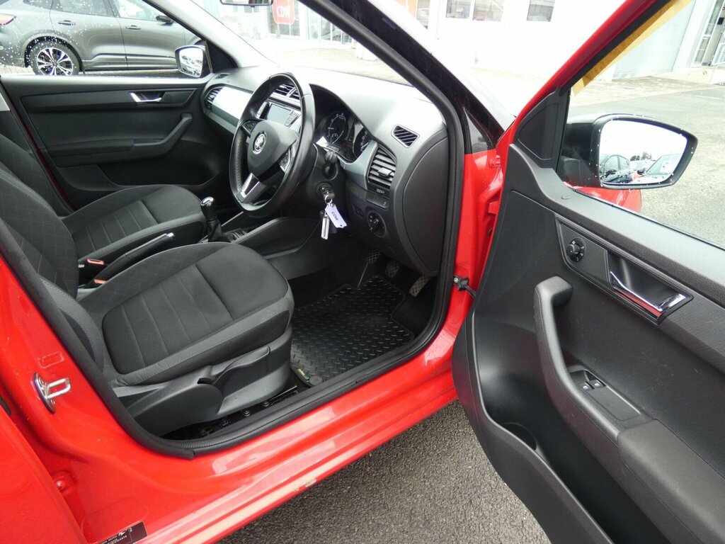 Skoda Fabia 1.0 Tsi Se L Estate Grey #23