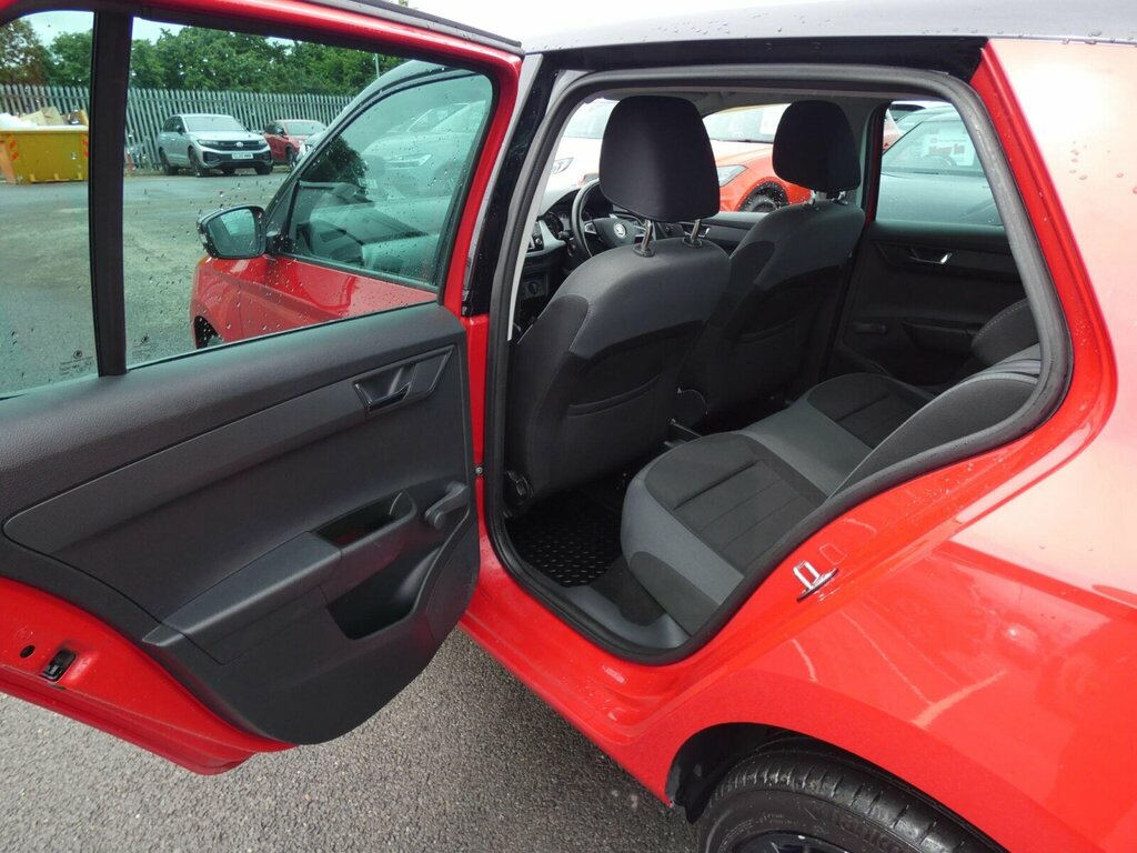 Skoda Fabia 1.0 Tsi Se L Estate Grey #15