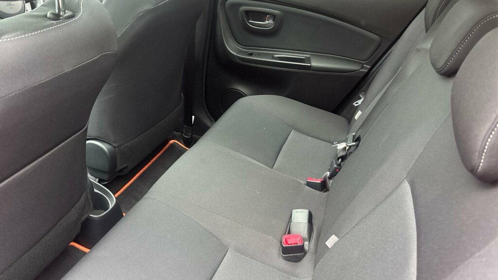 Toyota Yaris 1.33 Icon  #15