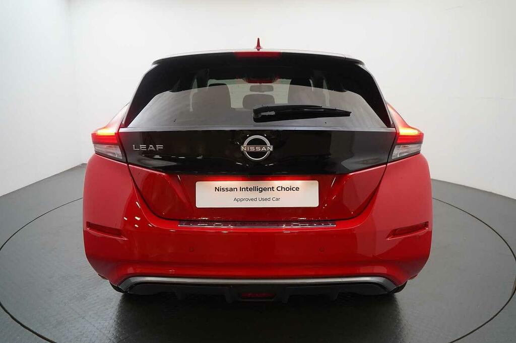 Nissan Leaf 110Kw Tekna 39Kwh Contrast Roof Grey #8