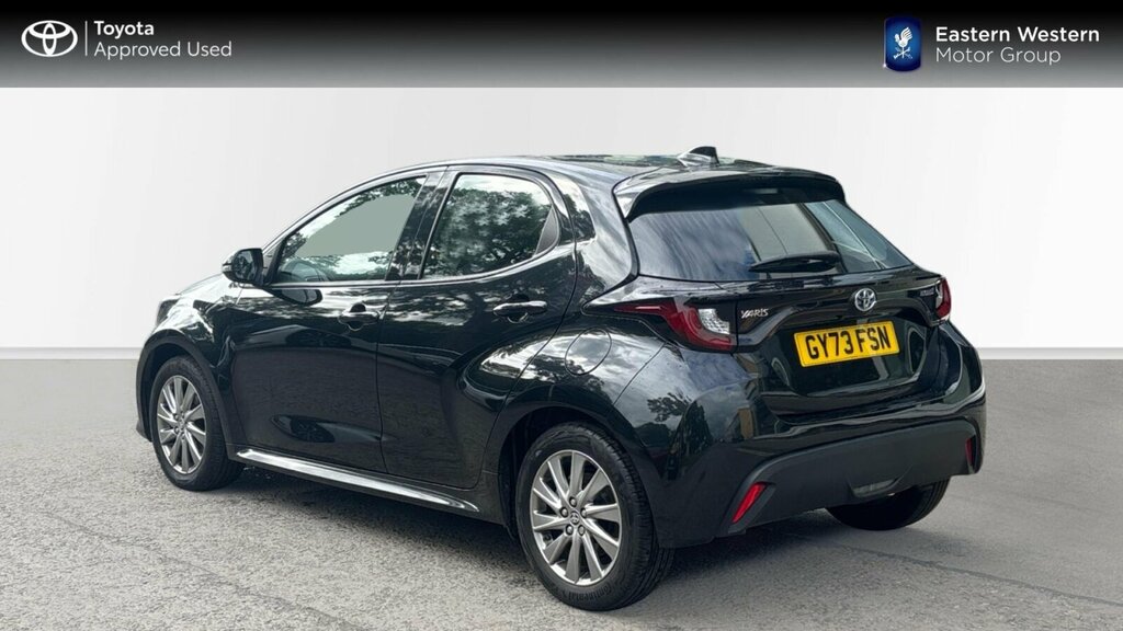 Toyota Yaris 1.5 Vvt-h Icon E-cvt Euro 6 Ss Black #4