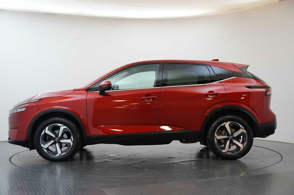 Nissan Qashqai 1.3 Dig-t Mh 140 N-connecta With Sat Nav And 360 V Red #5