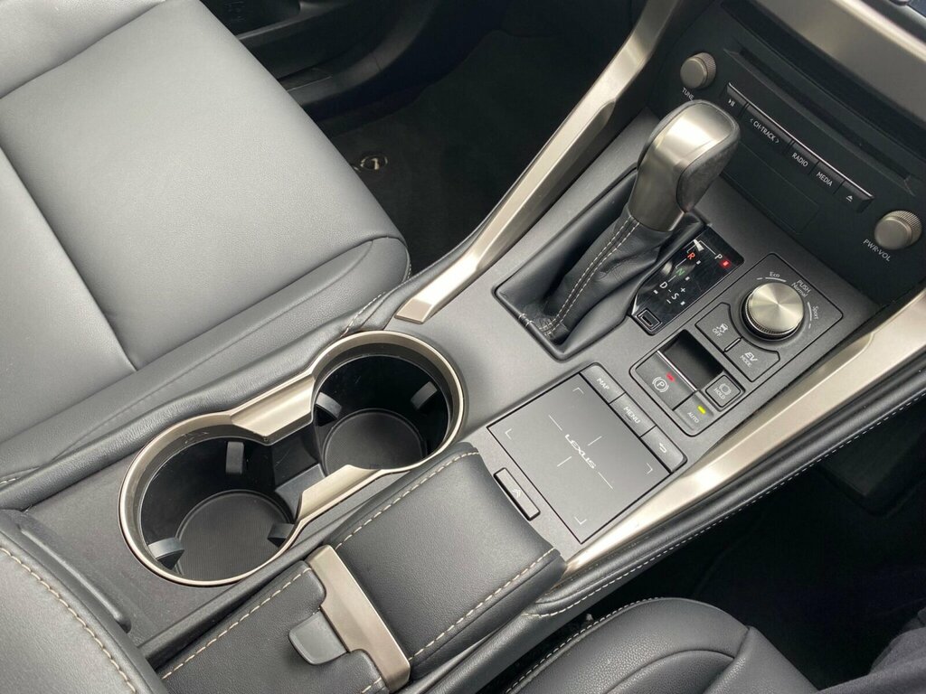 Lexus NX 300H 2.5 Takumi Cvt Pan Roof Silver #58