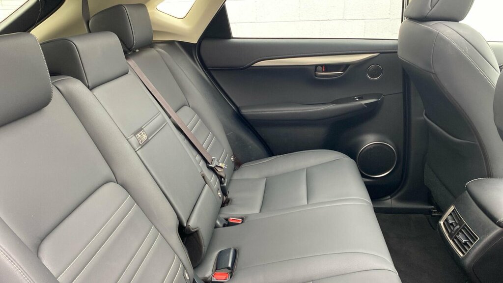 Lexus NX 300H 2.5 Takumi Cvt Pan Roof Silver #9