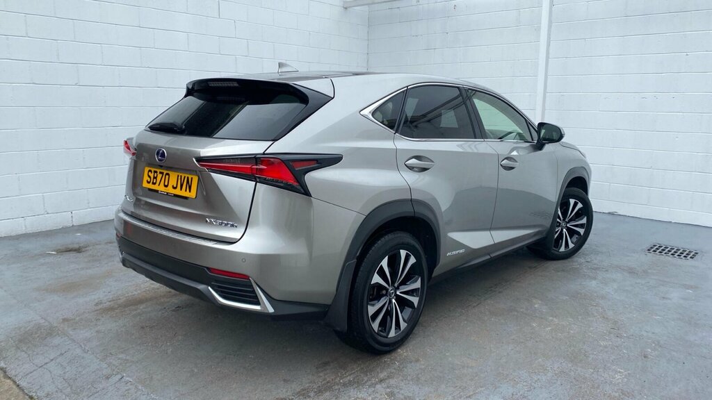 Lexus NX 300H 2.5 Takumi Cvt Pan Roof Silver #26