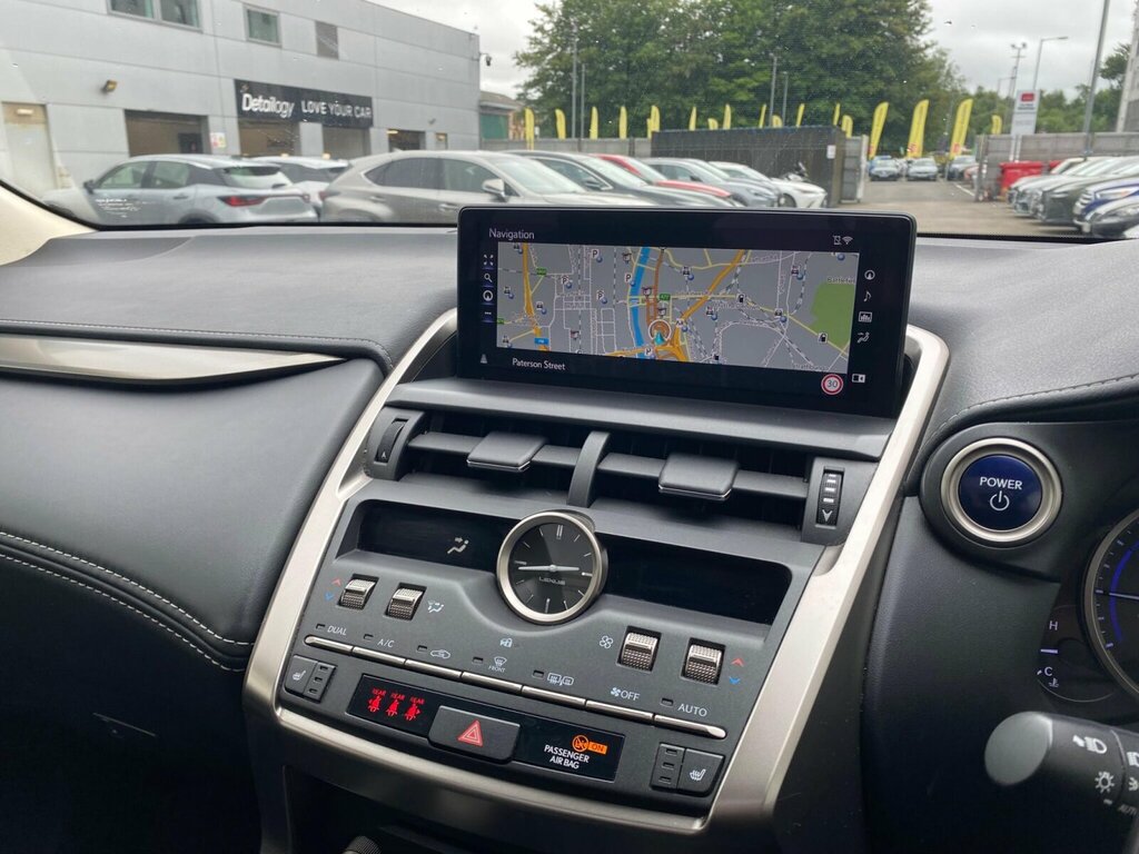 Lexus NX 300H 2.5 Takumi Cvt Pan Roof Silver #57