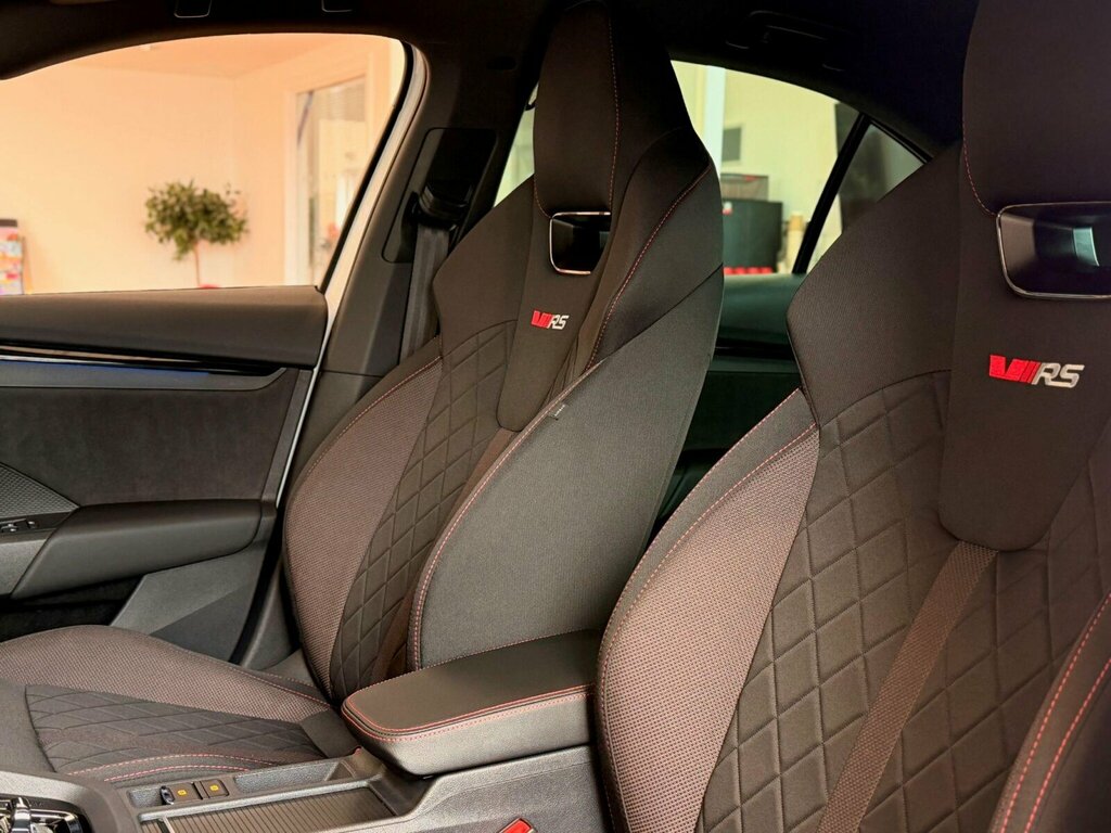 Skoda Octavia 2.0 Tdi 150Ps Se L Estate Grey #40