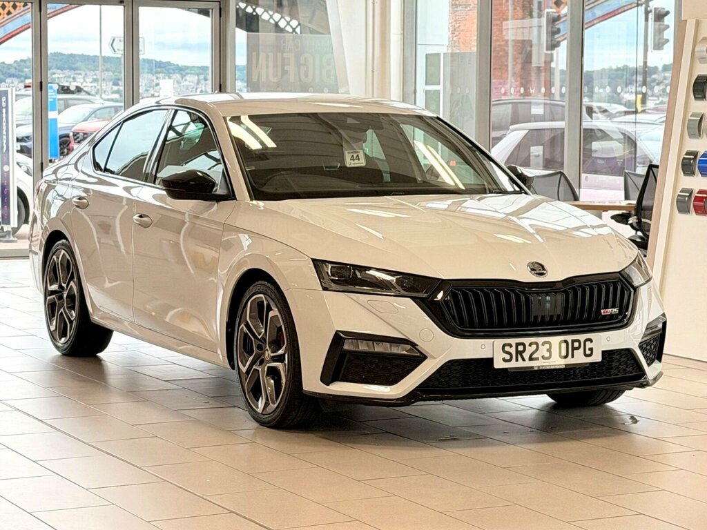 Skoda Octavia 2.0 Tsi Vrs Dsg Euro 6 Ss White