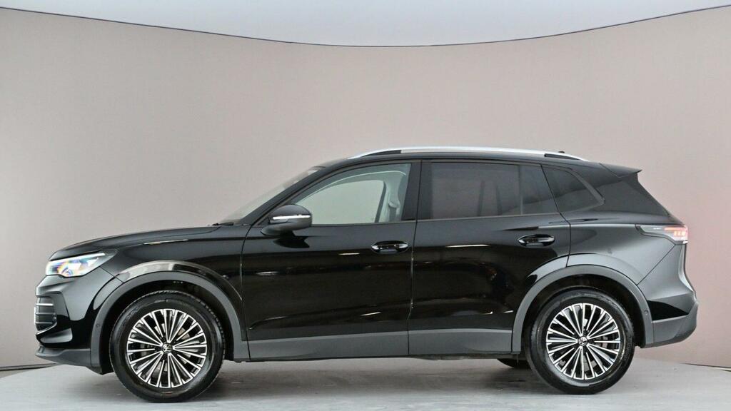Volkswagen Tiguan 1.5 Etsi 150 Match Dsg Black #5