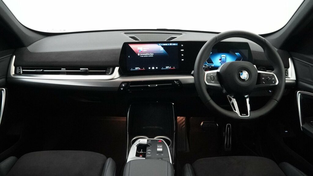 BMW X1 1.5 20I Mht M Sport Suv Hybrid Dct Sdri Blue #4