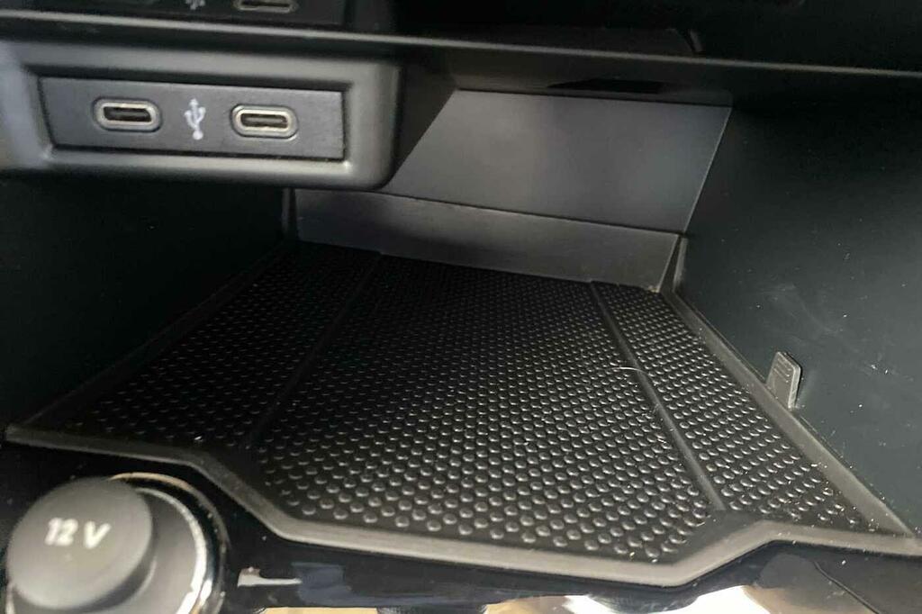 Volkswagen T-Roc 1.5 Tsi Evo 150 Sel 2Wd Pan Roof Leather White #32