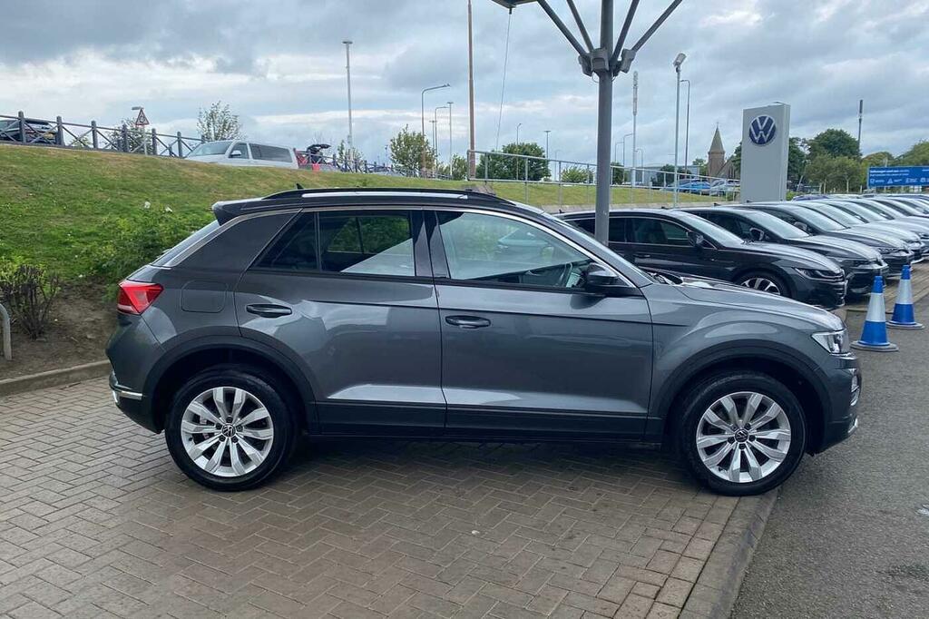 Volkswagen T-Roc 1.0 Tsi Se Grey #4