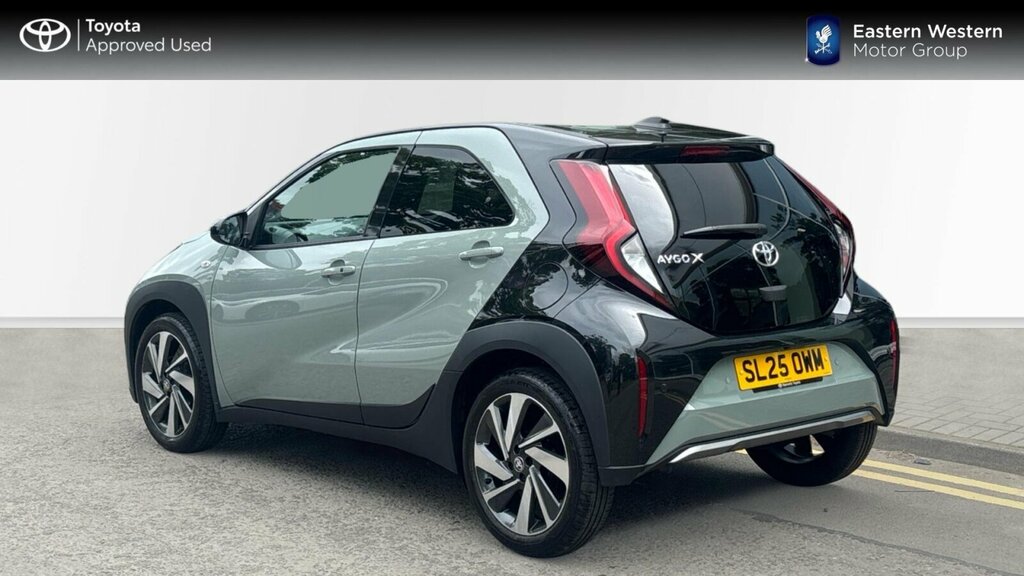 Toyota Aygo X 1.0 Vvt-i Exclusive Euro 6 Ss Green #4