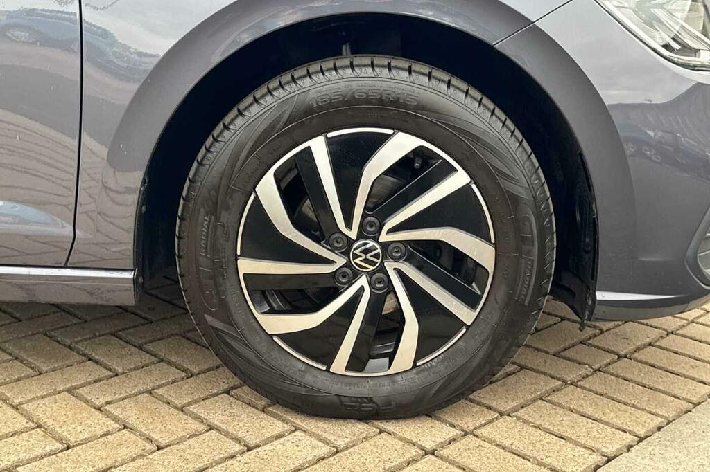 Volkswagen Polo 1.0 Tsi Life Grey #5