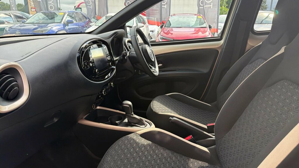 Toyota Aygo X 1.0 Vvt-i Edge X-shift Euro 6 Ss Beige #5