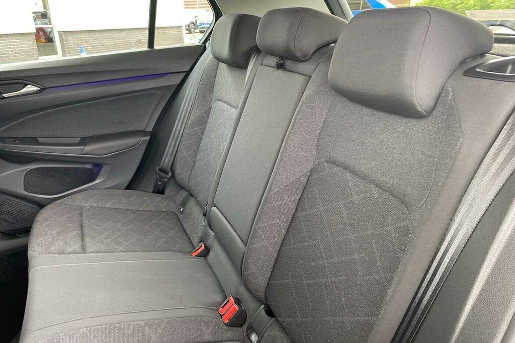 Volkswagen Golf 8 Life 1.5 Tsi 150Ps 6-Speed Black #9