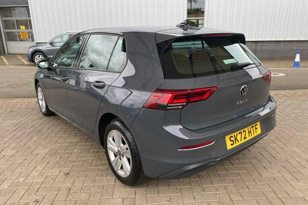 Volkswagen Golf 8 Life 1.5 Tsi 150Ps 6-Speed Black #3