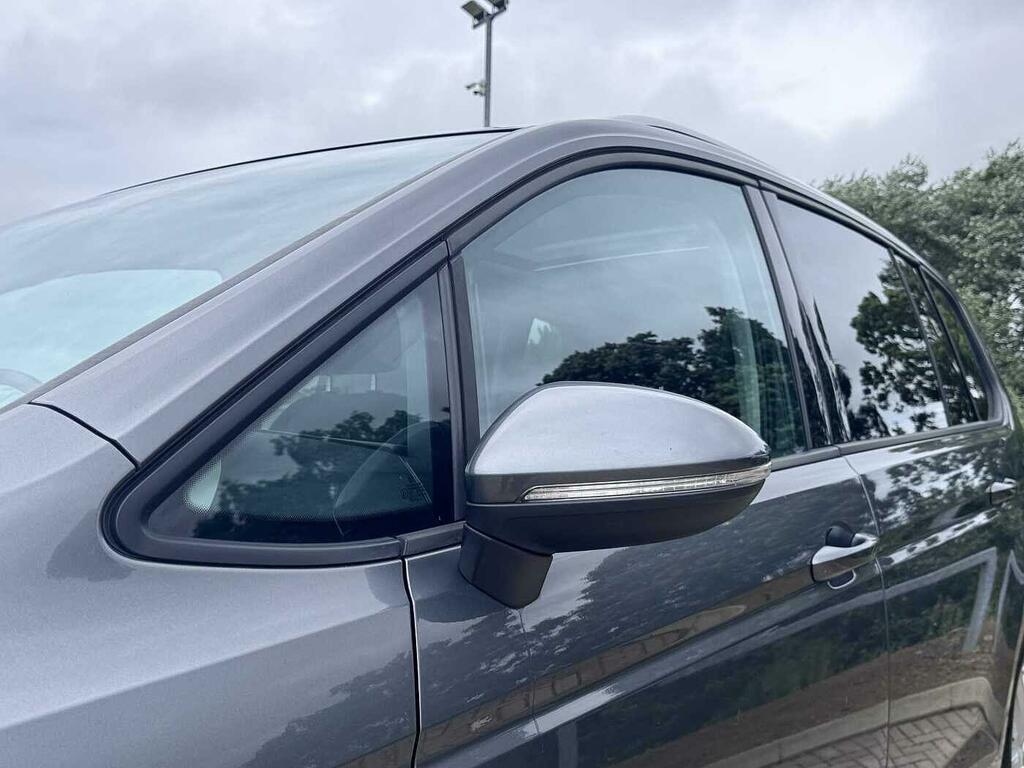 Volkswagen Touran 2.0 Tdi Se Grey #41
