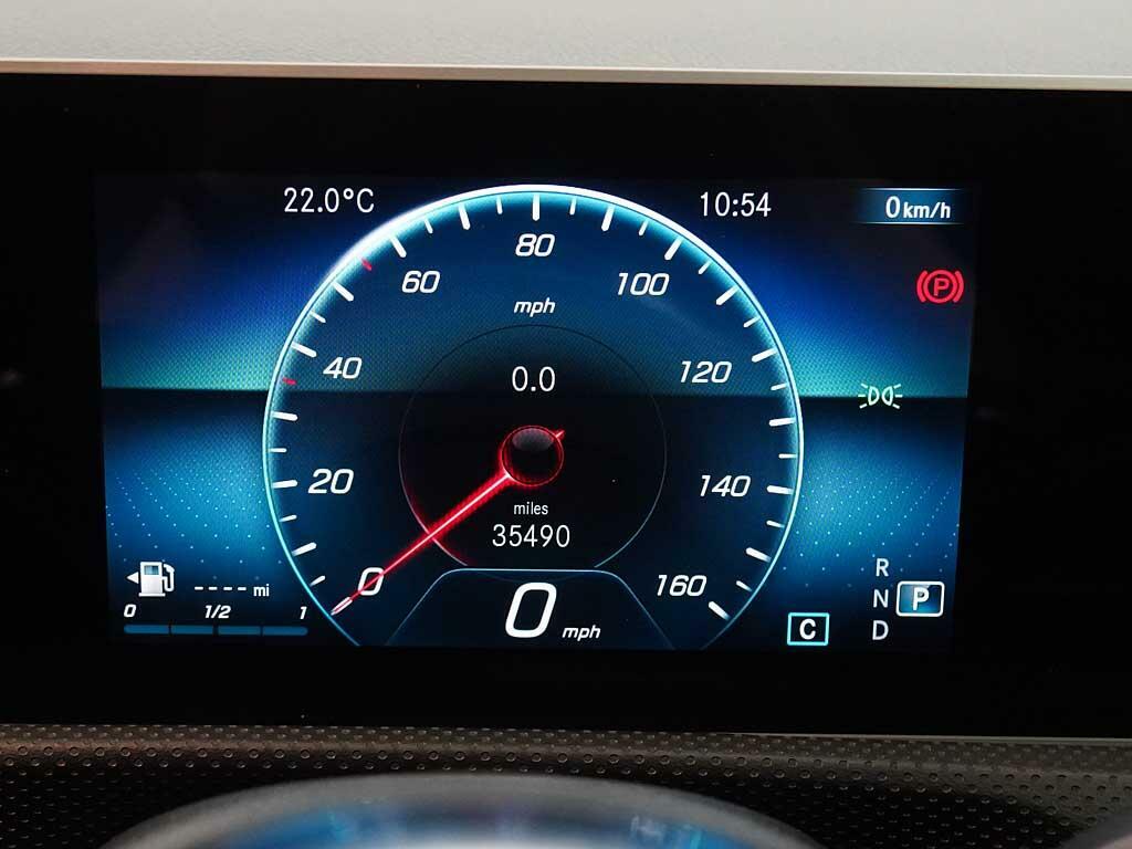 Mercedes-Benz A Class A 180 Amg Line Executive SA20NZJ Silver #4