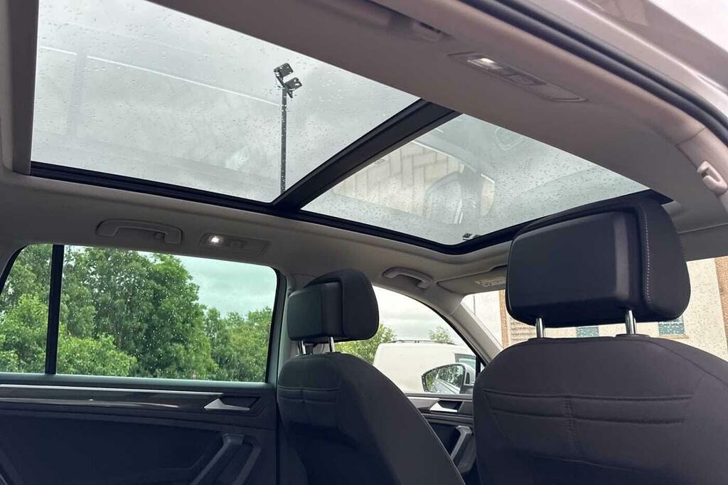 Volkswagen Tiguan 1.5 Tsi 150 Life Black #17